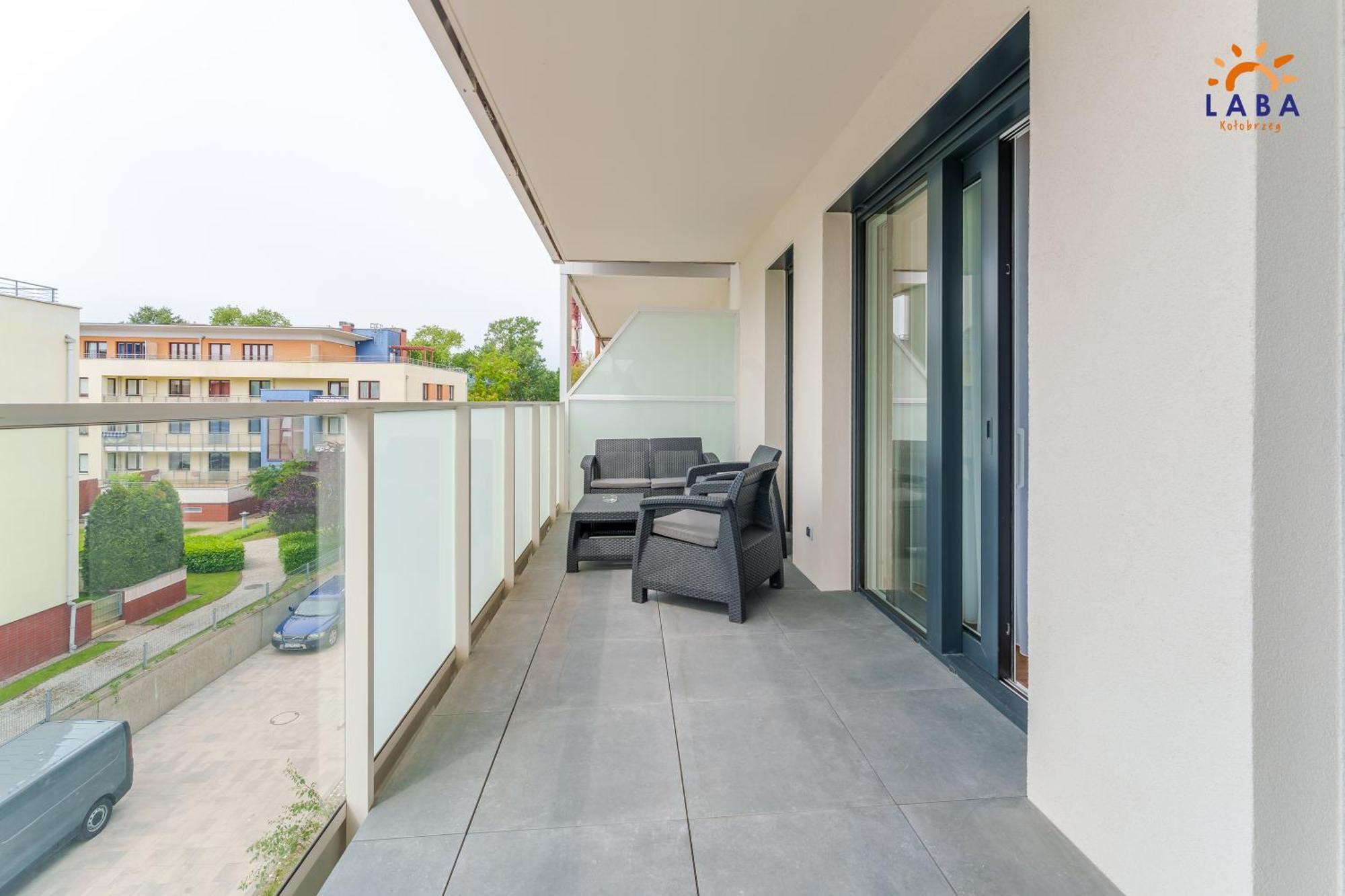 Laba Kolobrzeg Apartamenty Kollataja Z Parkingiem Exteriör bild