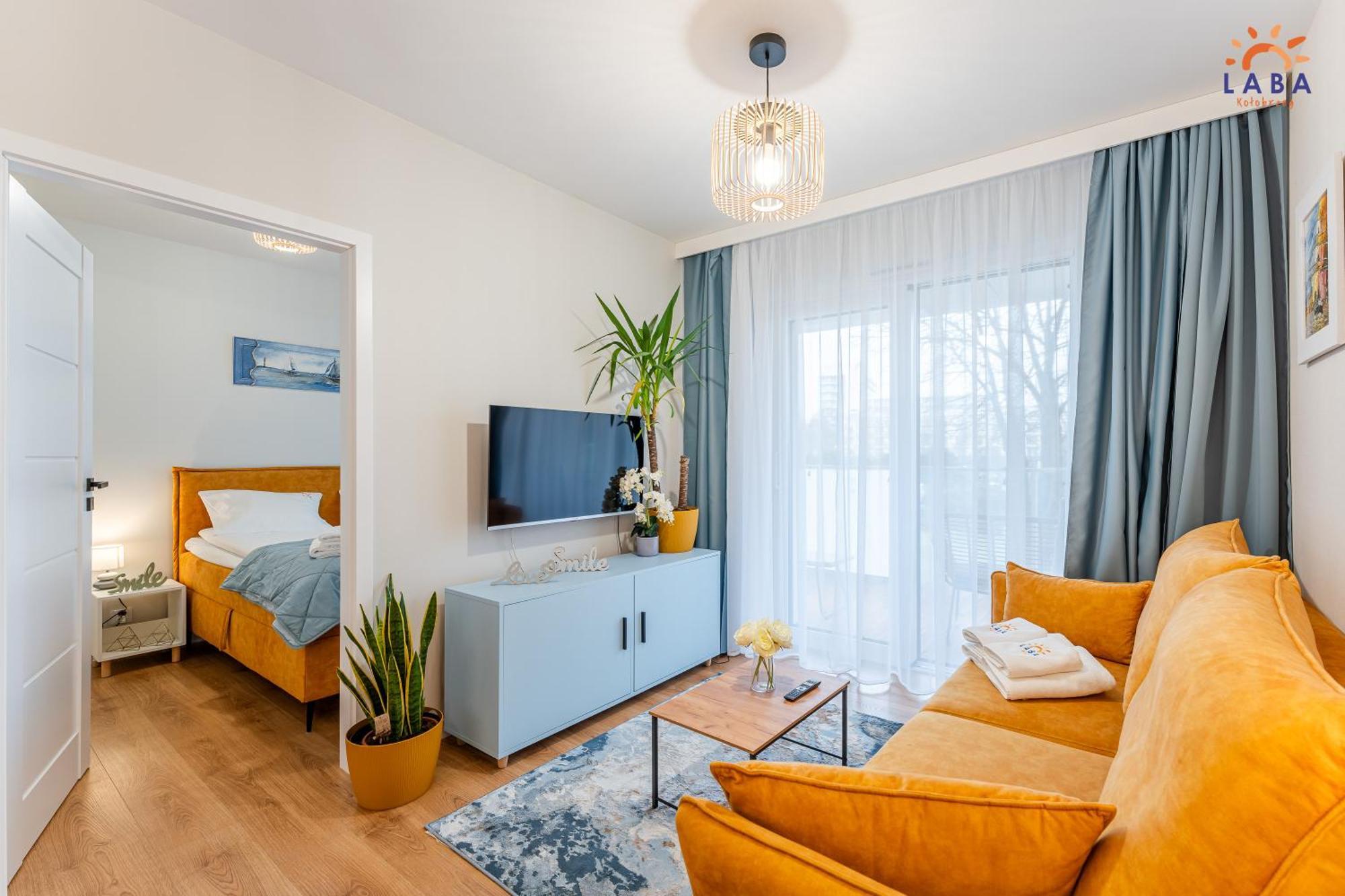 Laba Kolobrzeg Apartamenty Kollataja Z Parkingiem Exteriör bild